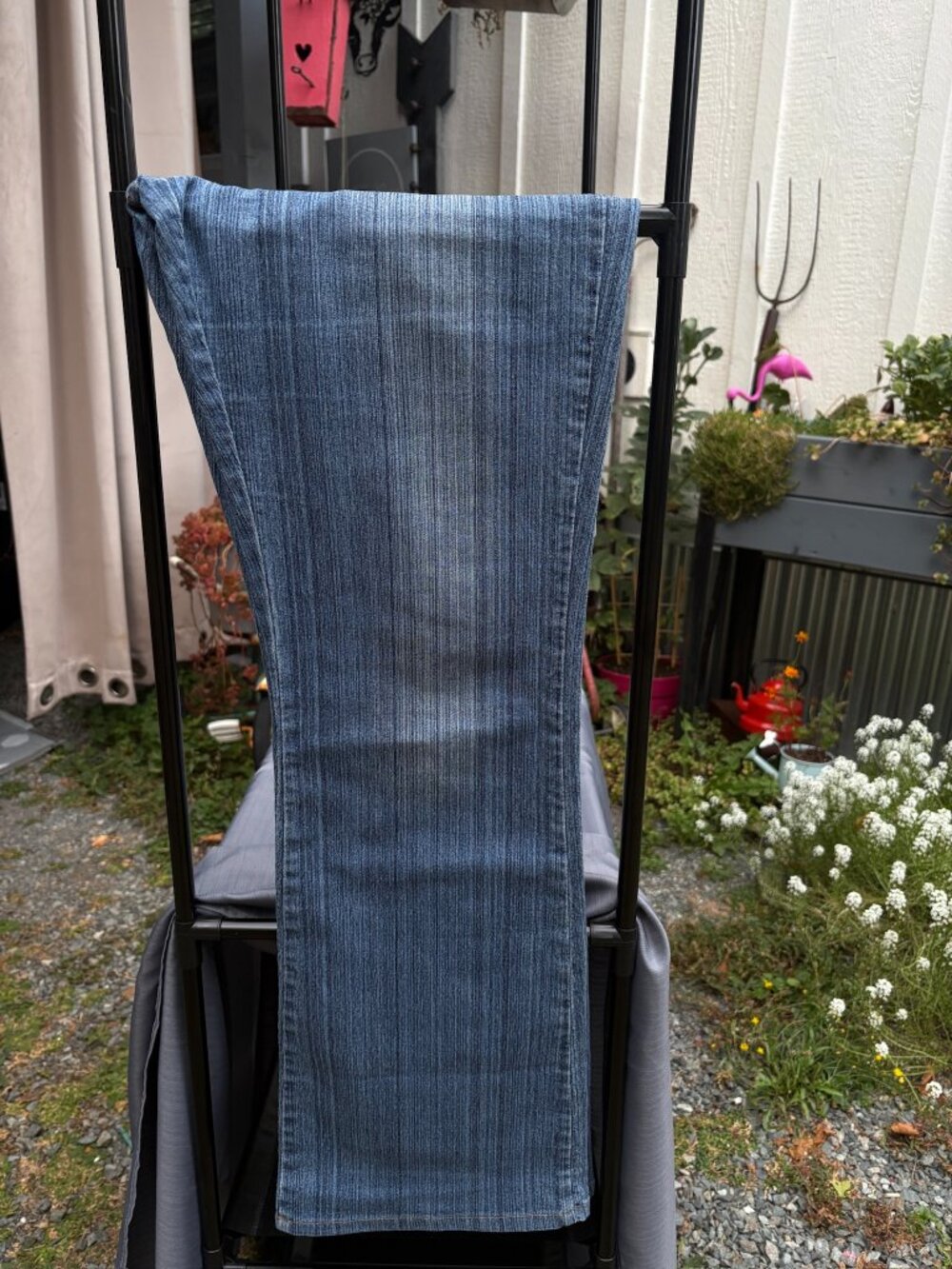 Tommy Jeans, Blue Denim, Faded Wash, Logo Detail Jeans – Size 34